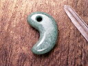【送料無料】開運!徳をもたらすお守り石天然翡翠古代勾玉(04)(3)
