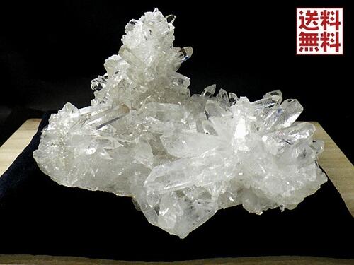 天然水晶クラスター 1 .58kg クション台座付き クリスタルクォーツ トマスゴンサガ産 送料無料 No.31