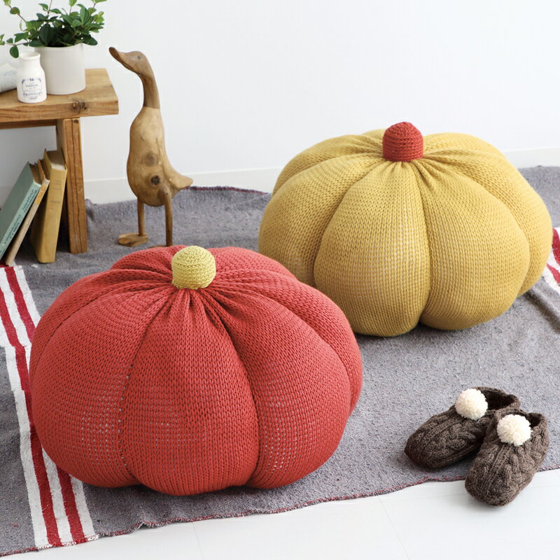 【 無料編み図公開 / 作品 】220aw-20 かぼちゃのクッション【521】ソフトメリノ極太2020/12/08のサムネイル