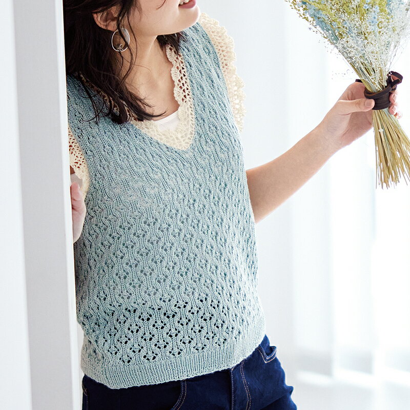 【 無料編み図公開 / 作品 】221SS-06 フリルタンクトップ【1244】クシェル Silk Cashmere【370】グレイスフル リネン2021/3/12のサムネイル
