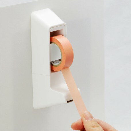 便利★マスキングテープ カッター マグネット片手でらくらくカットの【mt8719 ラカット 白色ホワイト】マスキングテープカッター マグネット付きテープカッター サンスター文具 磁石 かたて ちいさい おしゃれ 家事らくのサムネイル