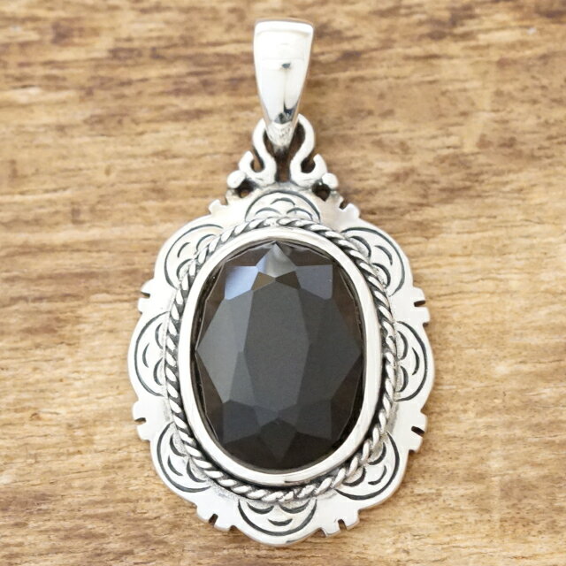 【魔よけ】【お守り】オニキス ネックレス ペンダント シルバー925唐草 アイヴィー ゴシックメンズ レディースシルバーアクセサリー 銀 銀細工ハンドメイド ジュエリーTJK SD208ox【ギフト包装対応】【送料無料】