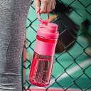 ウォーターボトル 水筒 手提げ付き 550ml 800ml tritan素材 耐?プラスチック クリアボトル 断熱カバー 直飲み 運動用 スポーツ用 耐衝撃性 ...