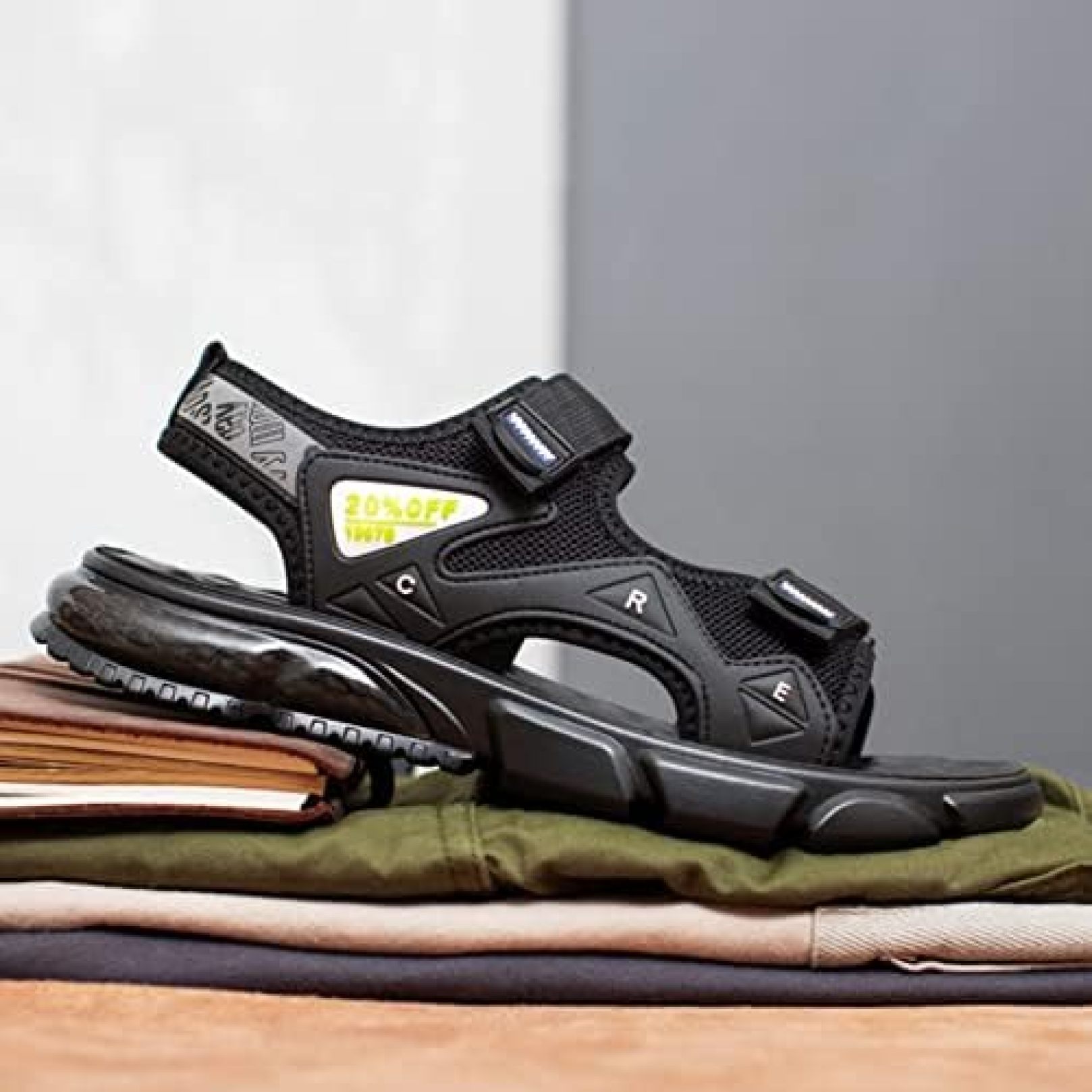 サンダル メンズ スポーツサンダル 夏用 大きいサイズ マジックテープ カジュアル お洒落 ノンスリップ 外履き 厚底 衝撃吸収