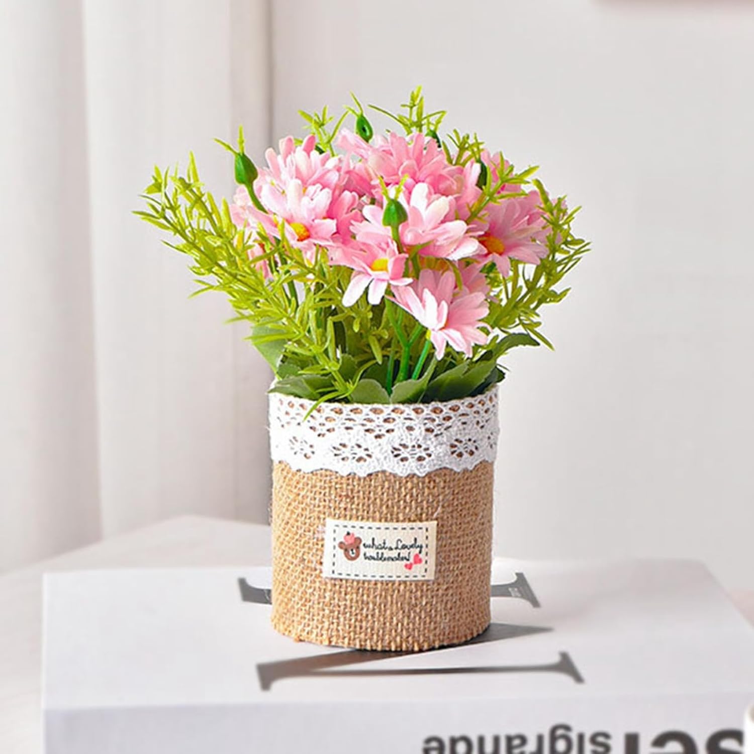 花瓶の造花 本物そっくり 枯れない花 部屋飾り 喫茶店 造花芸術 お祝い プレゼント 写真撮影 記念日 母の日 ロマンチック 造花 シルク造花 長持ち ブーケ 手作り 水やり不要 長持ち 花瓶付き 北