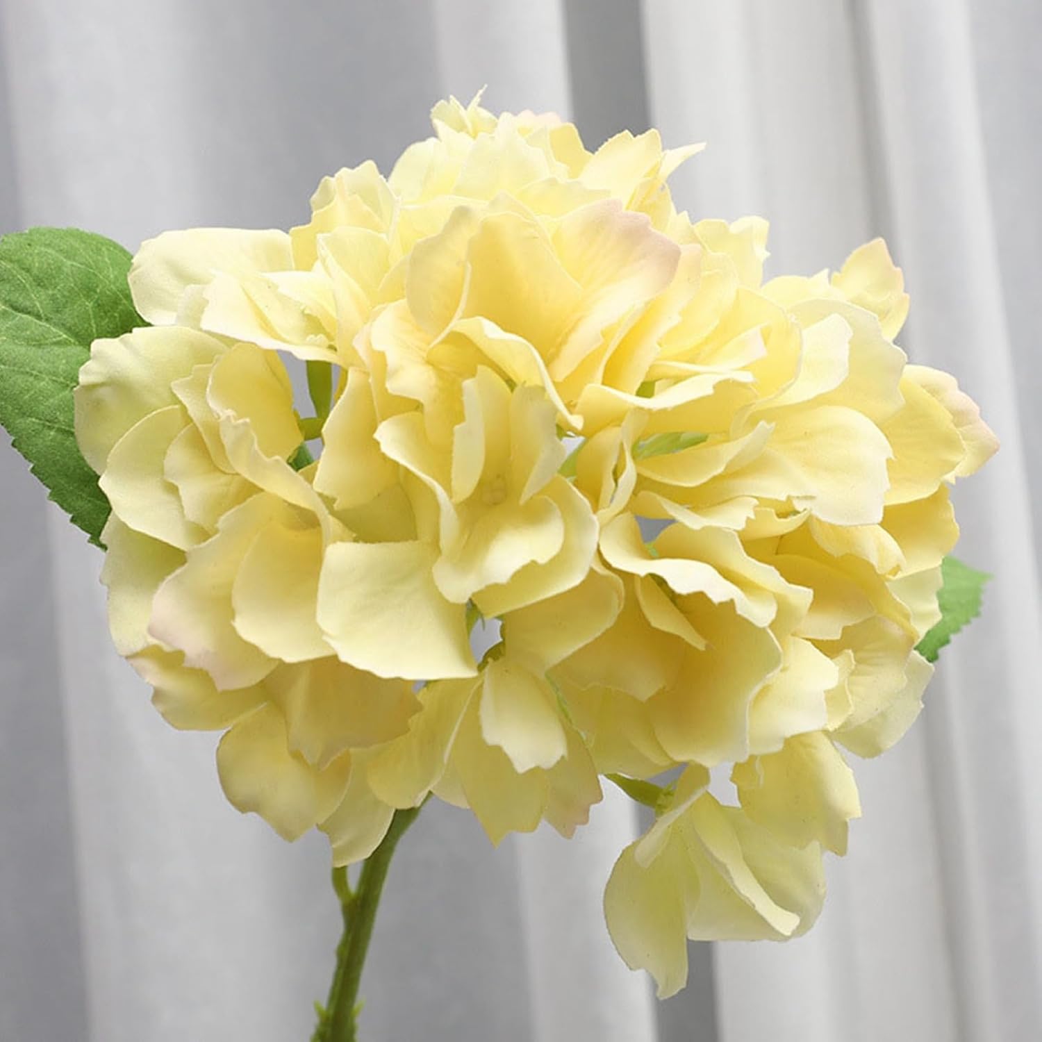 シルク造花 アジサイ イエロー 枯れない花 ブーケ 本物そっくり 水やり不要 長持ち 喫茶店 美術館 造花芸術 結婚式 写真撮影 記念日 インテリア 造花 絹花 花束