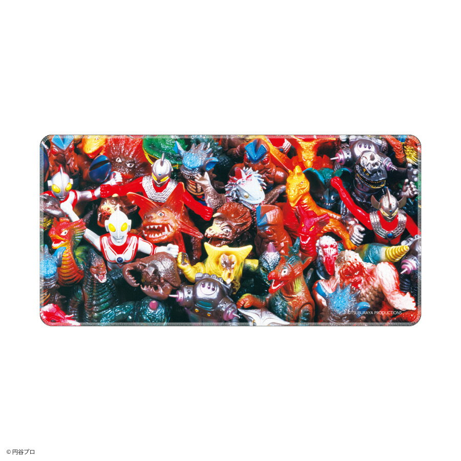 【公式】8月下旬発売予定　ウルトラマン デスクマット ウルトラセブン ウルトラマンジャック ウルトラマンタロウ ウルトラ怪獣 レトロソフビ ソフビ すべり止め ラバーマット 滑り止め オフィスワーク 学習机 卓上 大きい デスクシート オフィス ゲーミング 大型 大判