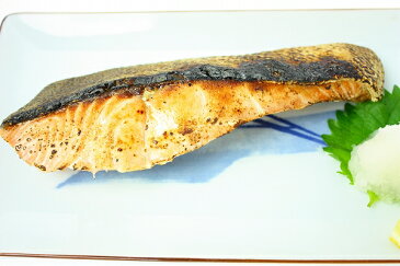 銀鮭フィレ 1kg前後 定塩 甘口 切身にすると10枚分で超お得!朝食焼き魚の大定番【サーモン チリ産 切り身 鮭 しゃけ さけ フィレ 業務用 メガ盛り レシピ 料理】