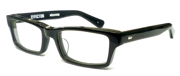 【 EFFECTOR (エフェクター) whammy (ワーミー) 】 懐かしさを感じさせるスクエアモデルをEFFECTOR的にデザイン。 フロントの鋲もなく、すっきりした印象。生地厚は8mmなのでエフェクターらしさはしっかりキープしている。 直線的でカッチリしたフォルムなのでオンオフ問わず使えるデザイン▼仕様 ▼仕様 ・生産国:made in japan ・素材:8アセテート ・Wide:142mm ・Hight:35mm ・レンズサイズ:52mm ・ブリッジサイズ:21mm ・テンプルサイズ:145mm ▼フレームカラー ・BK ブラック ・LEO2 レオ2 ・TUR べっ甲 ・BA バラフ ※レンズをご希望の場合は、セット内容(レンズ選択)の項目から、ご希望のレンズをお選びください。 ※カラーレンズ等、セット内容(レンズ選択)以外のレンズをご希望の場合は、「LENS EXCHANGE レンズ交換」よりご希望のレンズをお選びください。 EFFECTOR whammy BK ブラック EFFECTOR whammy LEO2 レオ2 EFFECTOR whammy LEO2 レオツー