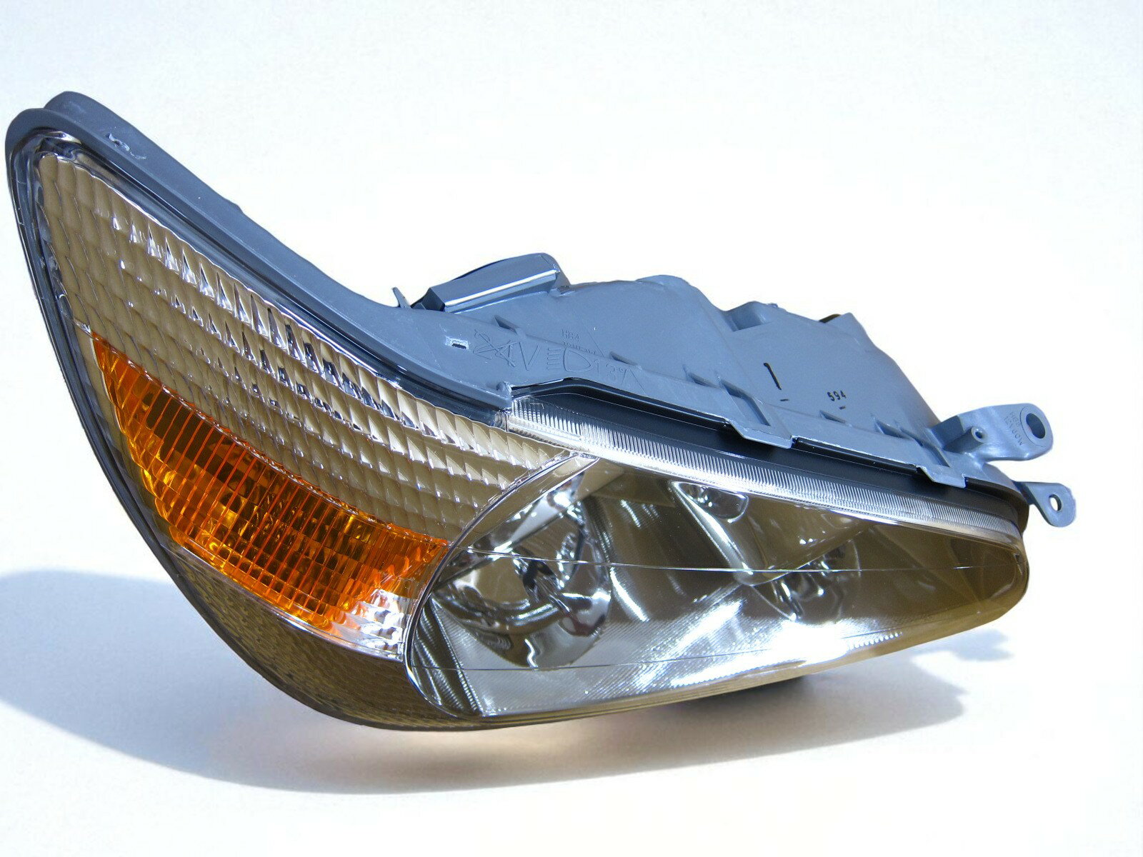 アルテッツァ　ヘッドランプユニット左右セット　81130-53070--81170-53070　トヨタ純正部品