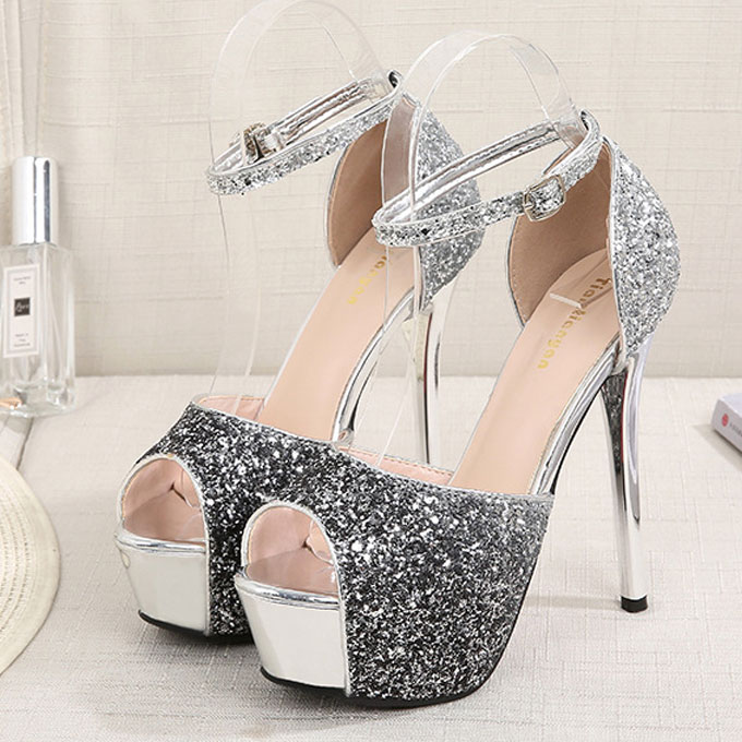 *71382【23.0cm】ラメパン