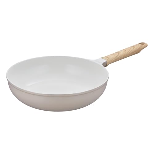 セラミックコーティングKFOシリーズグレージュ IH/ガス対応(セラミック)/26cm/KFO-026 GG・Color:グレージュ IH/ガス対応(セラミック)Style:セラミックコーティングKFOシリーズPatternName:26cm・パッケージ個数:1・ダイキャスト製法だから軽量！見た目も機能性もこだわったセラミックコーティングフライパン・本体サイズ(約):幅46.5×奥行26.5×高さ8.5cm、本体重量(約):700g・生産国:中国・対応熱源：IH・ガス火／ふっ素化合物(PFOA/PFOS)不使用。・素材:【表面加工】内面：セラミック塗膜加工 / 外面：（底面を除く）焼付け塗装 【材料の種類】本体：アルミニウム合金 / はり底：ステンレス鋼（クロム13%）/ 取っ手：フェノール樹脂●高耐久性セラプロテクトコート採用 ●留め具がないから洗いやすい ●ダイキャスト製法でIH対応でも軽量 ●優しい色味の木目調ハンドル ●内面が白くて、食材の色等を確認しやすい ●深型設計 ●IH/ガス火対応