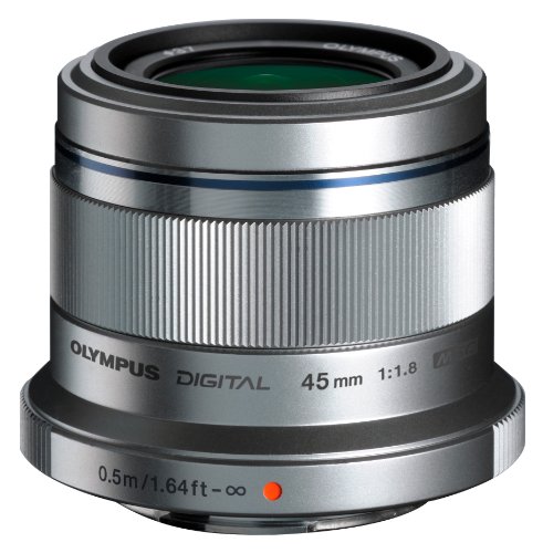 OLYMPUS 単焦点レンズ M.ZUIKO DIGITAL 45mm F1.8 シルバー 送料無料