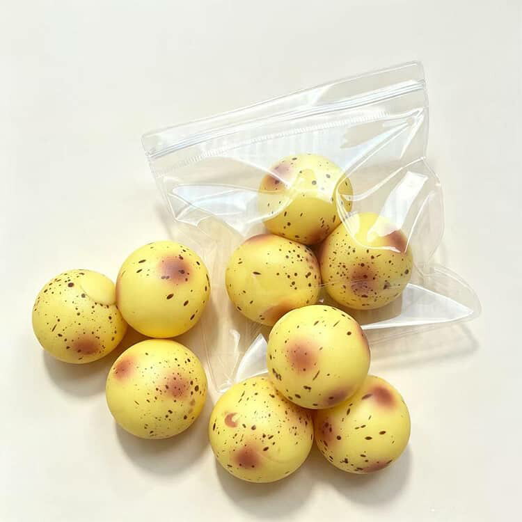 送料無料 じゃが芋 じゃが芋 低反発 リアル ジャガイモ もちもち むぎゅむぎゅ ぷにぷに スクイーズ 食品サンプル 握る玩具 グッズ おもちゃ ストレス解消 癒し 景品 握るともちもち/ぷにぷにした楽しい触感 grabadream-10008036 グラブアドリーム サンプル画像3