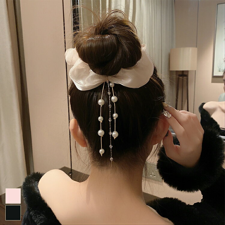 【楽天スーパーSALE半額】シュシュ ヘアアクセサリー ヘアアレンジ パール 簡単アレンジ 簡単オシャレ 高級感 華やか 女子力 ファッション小物 アップスタイル まとめ髪 普段使い お呼ばれ パーティー エレガント ブラック ホワイト 女子会 お出かけ お洒落 /[fbb50]