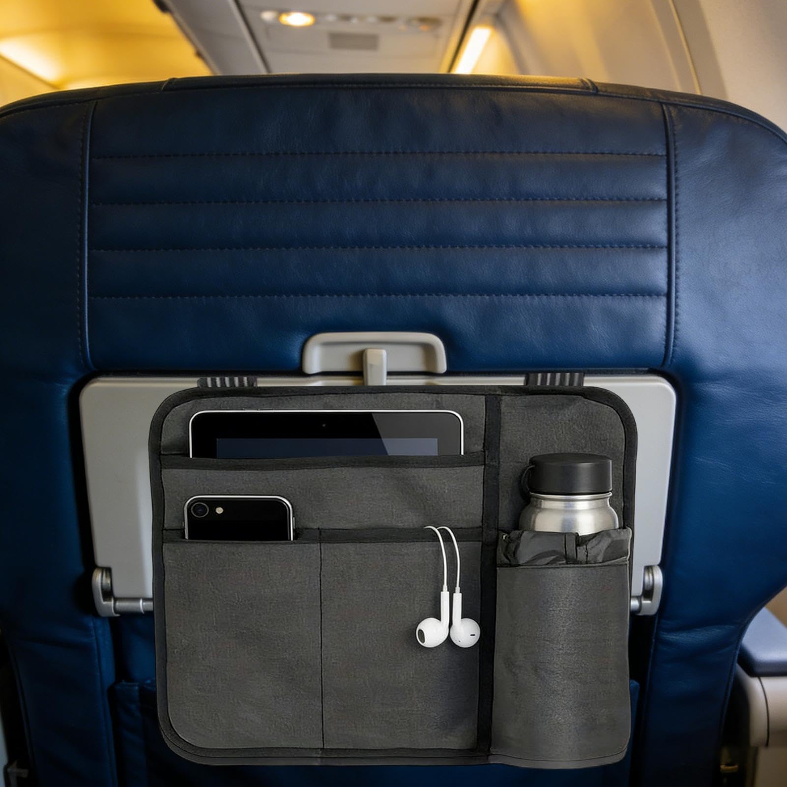 飛行機用シートバックポケット 飛行機 便利グッズ トラベルオーガナイザー 車内 収納ポケット 機内持ち込み 吊り下げ 小物入れ タブレットホルダー ドリンクホルダー 撥水 旅行 出張 背面ポケット 固定ベルト付き コンパクト収納 旅行用品 graceselect327-10035355 Grace Select サンプル画像2