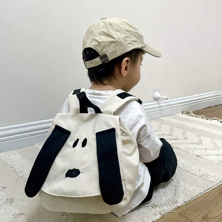 Grace Selectのベビーリュック キッズリュック 通園バッグ 子供リュック 軽量 可愛い キャラクター 男の子 女の子 2歳 3歳 4歳 5歳 6歳 7歳 8歳 9歳 10歳 保育園 幼稚園 通学 旅行 誕生日 プレゼント おしゃ｜アングル3
