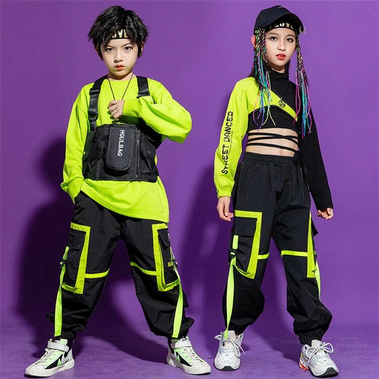商品詳細 商品内容 シャツ＋ベスト＋パンツ /素材 綿、ポリエステル カラー 男の子セット　女の子セット サイズ （cm/kg） サイズ 適応身長 110 100-110 120 110-120 130 120-130 140 130-140 150 140-150 160 150-160 170 160-170 180 170-180 ※サイズは平置きの状態で計測しています。 ※測る箇所により、若干の誤差が生じる場合もございます。ご了承下さいませ。 注意 ※モデル着用画像は撮影環境により実物の色と異なって見える場合がございます。 ※ご覧の端末のモニター設定によっては実物の色味と異なって見える場合がございます。