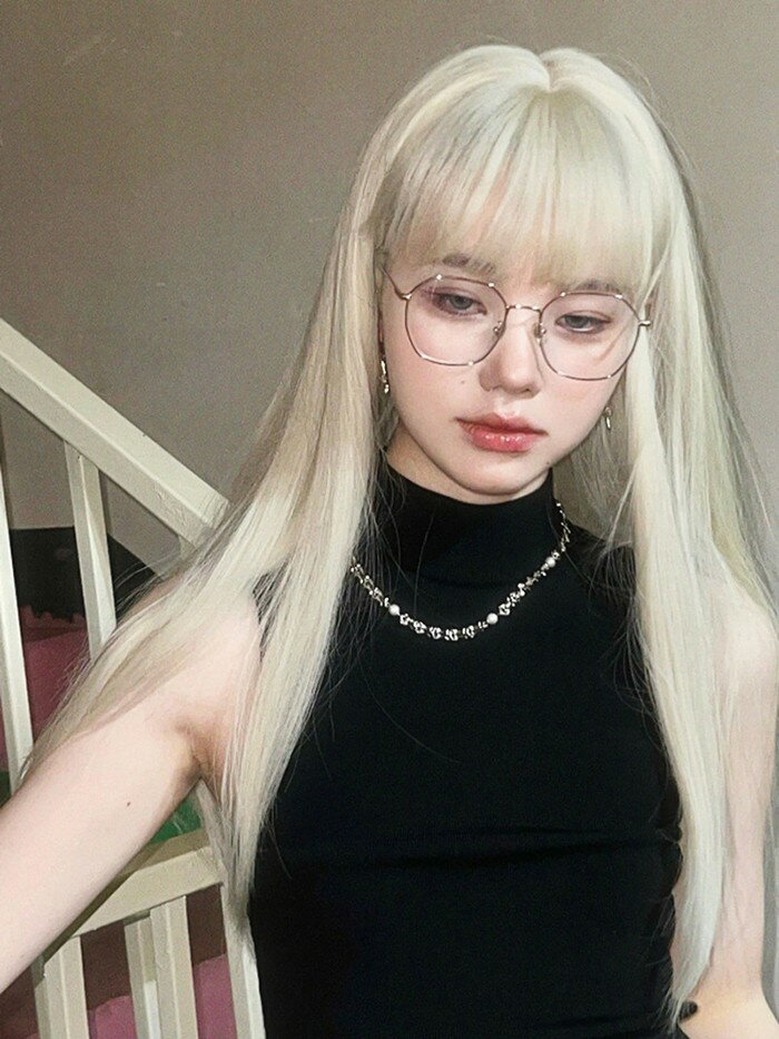 ウィッグ フルウィッグ 長髪 ゴールド ロング ストレート ロングウィッグ ぱっつん前髪 前髪あり ハロウィン 原宿風 かつら コスプレ 可愛い コスチューム 仮装 大人用 普段使い 文化祭 イベント 学園祭 演劇 舞台 学芸会