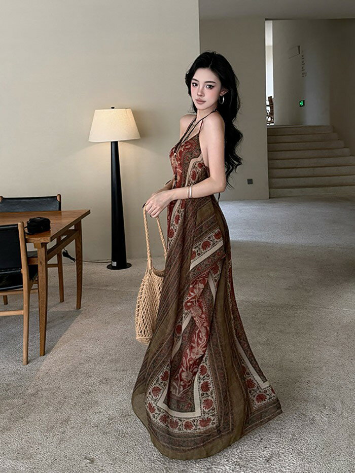 リゾートワンピ エスニック柄 大人可愛い 夏ワンピース リゾートワンピース レディース リゾート ワンピース サマー オシャレ ロング丈 ロングワンピ 春 夏 ハワイ ハワイアン 沖縄 結婚式 海外旅行 ビーチ ボヘミア風 ホルターネック 小柄 ba123n1n1lc