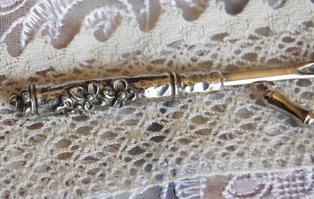 リッパー フローラルハンドル イギリスから輸入のピューター製