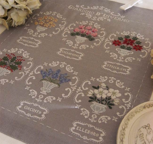 イタリアのクロスステッチ 刺繍図案 Cuore e Batticuore クオーレ エ バッティクオーレ ウィンターガーデン Giardino d’Inverno クリスマス