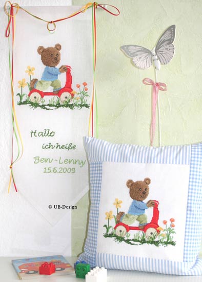 ドイツのクロスステッチ刺繍図案 UB Design/UB デザイン 初めてのキックスケーター