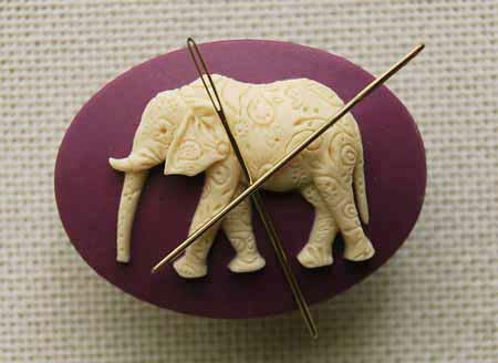 ピンクッション マグネットタイプ ゾウ 磁石の針山ニードルマインダー　Needle Minder