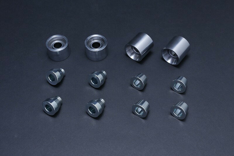 TOYOTA リアナックル用ピロ＆カラーSET 1台分（100系）