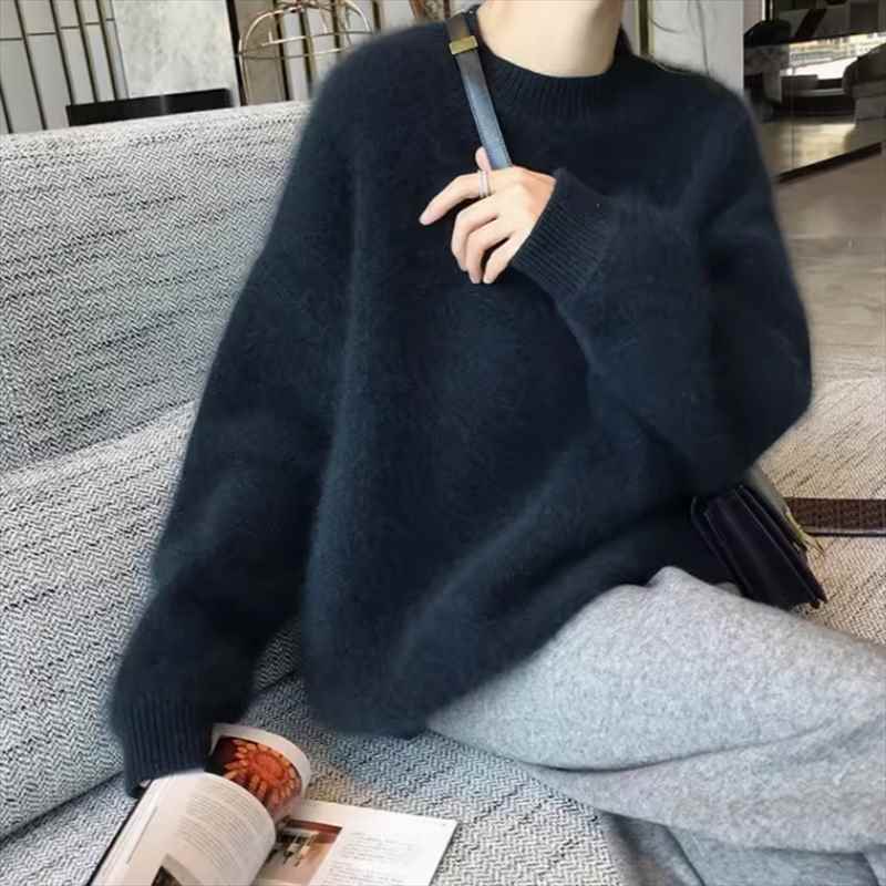 レディース ニット セーター 長袖 萌袖 ラウンドネック ストレート Iライン ふわふわ 伸縮性 厚手 かわいい 大人可愛い きれいめ シンプル 上品 おしゃれ こなれ感 ラフ ガーリー モード系 エレガント 存在感 とろみ感 抜け感 ラブリー キュート 都会的 無地 秋 冬