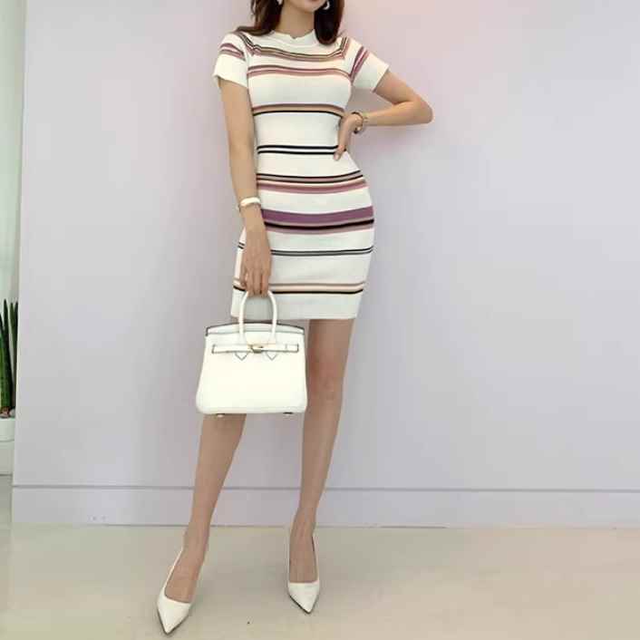 レディース スカート ワンピース ニット セーター プルオーバー ニットワンピ タイトスカート ニットスカート ミニスカート ミニ ショート 膝上 半袖 タイト スリム 細身 スマート ハイウエスト 伸縮性 ストレッチ かわいい 大人可愛い きれいめ シンプル カジュアル