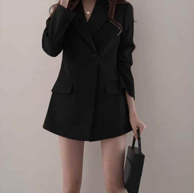 レディース ジャケット ロング 長袖 Vネック 襟付き フェミニン ストリート ポケット ハイウエスト 前開き ボタン かわいい 大人可愛い きれいめ シンプル 上品 おしゃれ かっこいい こなれ感 ラフ ガーリー クール エレガント モダン 抜け感 ラブリー キュート 都会的