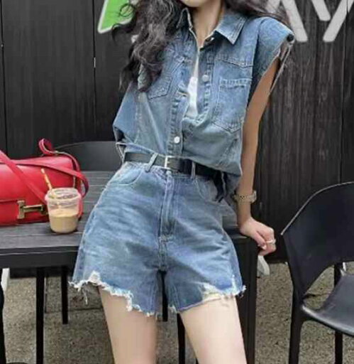 レディース トップス ジャケット パンツ ボトムス セットアップ Gジャン ノースリーブ ポロカラー ストリート デニム ブルーデニム 中厚手 綿 コットン 大人可愛い カジュアル おしゃれ かっこいい レトロ こなれ感 ラフ 個性的 主役級 存在感 抜け感 アメリカン レディース トップス ジャケット パンツ ボトムス セットアップ Gジャン ノースリーブ ポロカラー ストリート デニム ブルーデニム 中厚手 綿 コットン 大人可愛い カジュアル おしゃれ かっこいい レトロ こなれ感 ラフ 個性的 主役級 存在感 抜け感 アメリカン