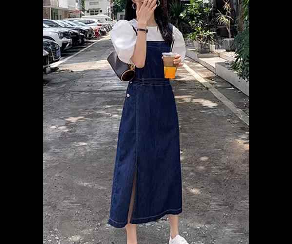 レディース ワンピース デニム ジャンパースカート ミモレ ロング 袖なし ノースリーブ スクエアネック フェミニン ウエストマーク スリット ハイウエスト サスペンダー かわいい 大人可愛い きれいめ シンプル カジュアル おしゃれ レトロ ガーリー 抜け感 キュート