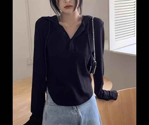 レディース トップス カットソー プルオーバー パーカー スウェット Tシャツ ショート 長袖 スリム 細身 ストレート スマート ストリート フード 大人可愛い シンプル カジュアル おしゃれ かっこいい レトロ ラフ ボーイッシュ スポーティー クール ナチュラル