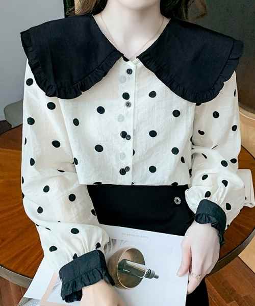 映えドット×大きめフリル襟ブラウス｜小顔見え×上品ガーリーな主役級トップス