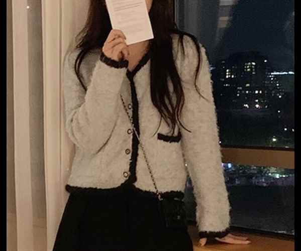 レディース トップス ジャケット カーディガン アウター 上着 羽織 前開き ノーカラージャケット ショート クロップド丈 長袖 フェミニン 異国風 ボタン かわいい 大人可愛い きれいめ シンプル カジュアル 上品 おしゃれ レトロ こなれ感 ボーイッシュ クール