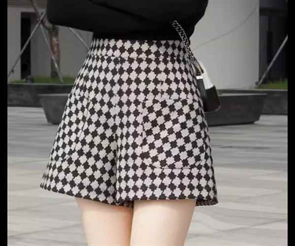樂天商城 - レディース パンツ ボトムス ショートパンツ ワイド Aライン ファスナー ポケット ハイウエスト かわいい 大人可愛い きれいめ カジュアル 上品 おしゃれ かっこいい レトロ こなれ感 ラフ ボーイッシュ クール エレガント ラグジュアリー セクシー ハンサム シック