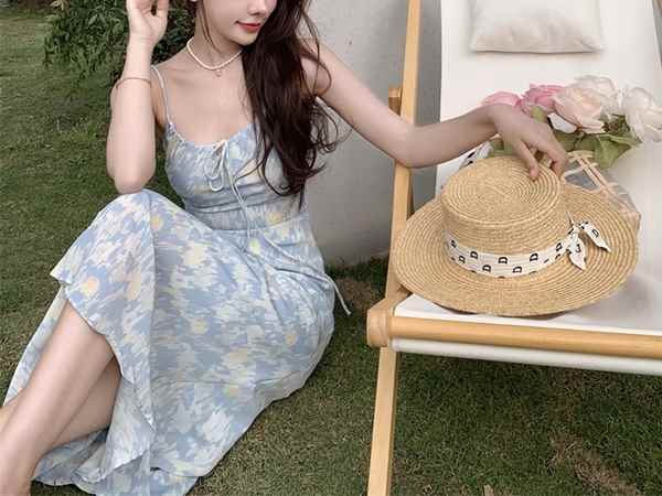 gramariaのワンピース ドレス キャミワンピース フローラル プリント サマードレス レディース ロングスカート ミモレ ロング 袖なし ノースリーブ 肩出し オフショルダー タイト スリム 細身 Aライン フェミニン シフォン ハイウエスト ドロスト バイカラー サスペンダー｜アングル3