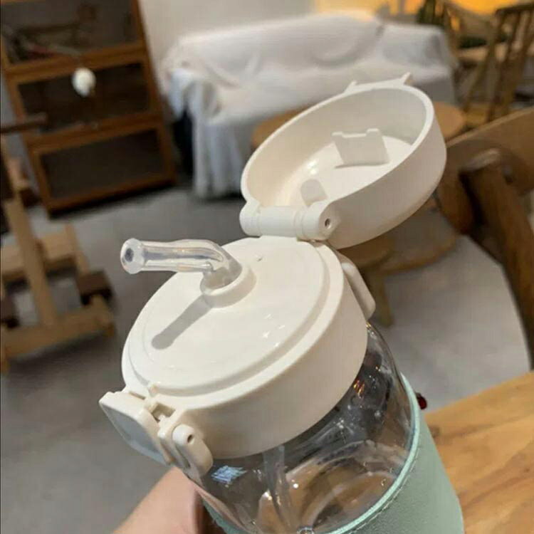 軽量 ボトル 直飲み スポーツボトル 水筒 500ml 大容量 ウォーターボトル スポーツボトル プラスチック スポーツドリンクボトル ストロー 韓国 大容量 水分補給 ワンタッチ 漏れ防止 アウトドア スポーツ キャンプ ランニング gramour-select-10000410 グラムールSELECT楽天市場店 サンプル画像3