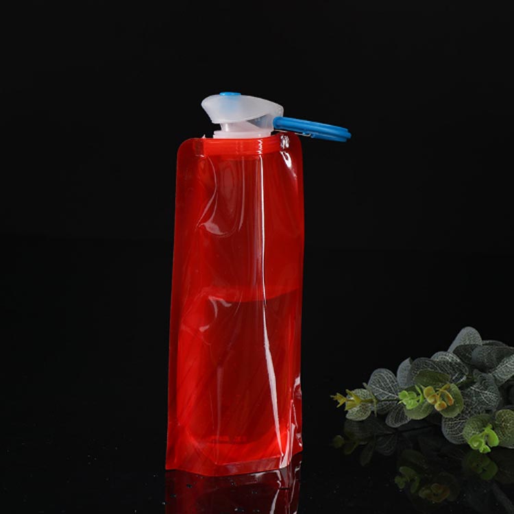 2個セット 給水式 700ml ウォータータンク 水筒 カナビラ付き 折りたたみ ウォータ...