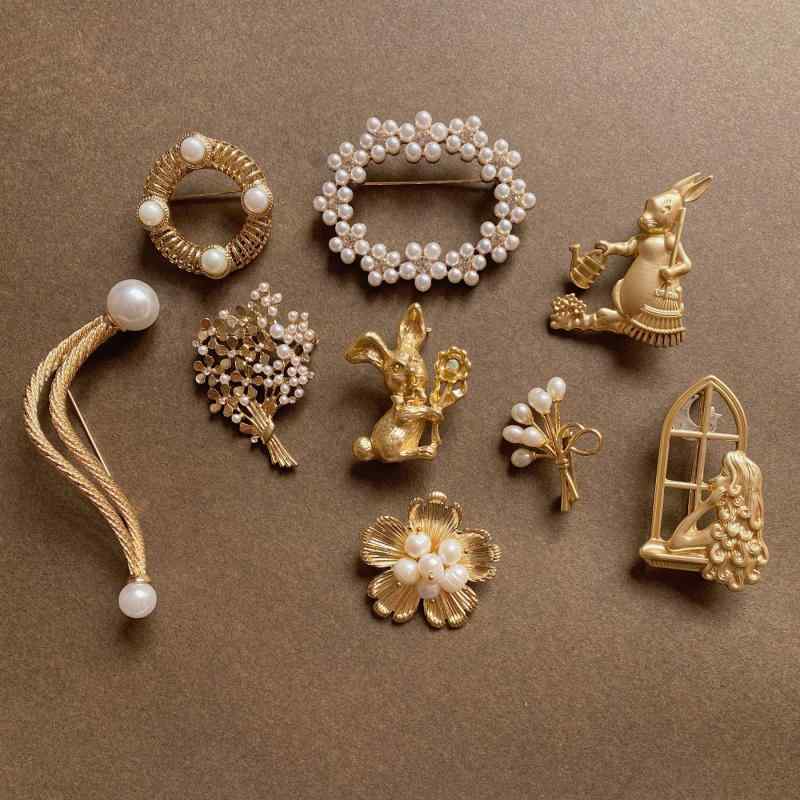 メンズ レディース ブローチ スーツ アクセサリー レトロ コサージュ ギフト 秋冬 カーディガン ゴールド