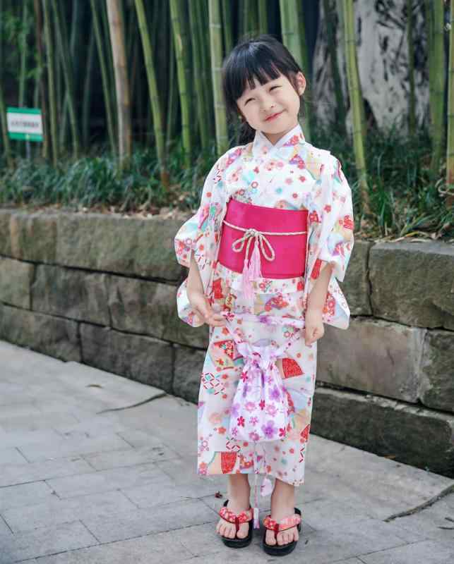 女の子 浴衣 着物 綿 かわいい お祭り 花火大会 コットン 子供 キッズ 華やか 桜 花柄 ホワイト レッド