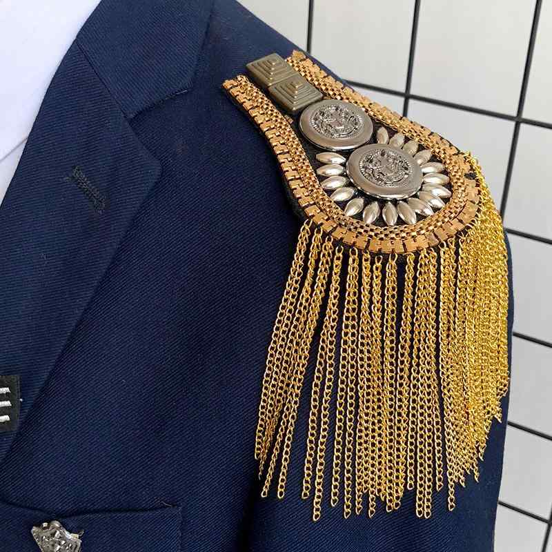 肩章 フリンジ ステージ 衣装 コスプレ 飾り 装飾 ミュージカル ダンス アクセサリー 韓国 パンク ブローチ メンズ レディース ロング フリンジ ブラック...