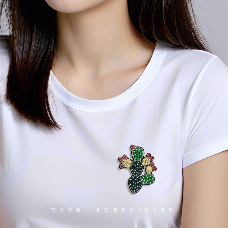 刺繍 ブローチ レディース インド サボテン スーツ 洋服 ピン アクセサリー ファッション グリーン