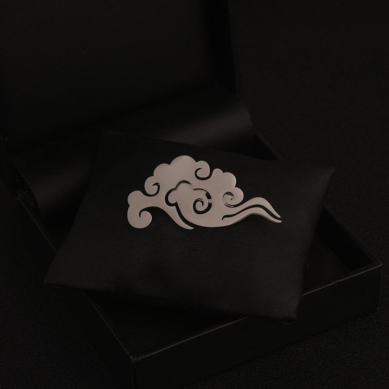 ラペルピン メンズ レディース ブローチ スーツ アクセサリー 祥雲 コサージュ シンプル シルバー ゴールド