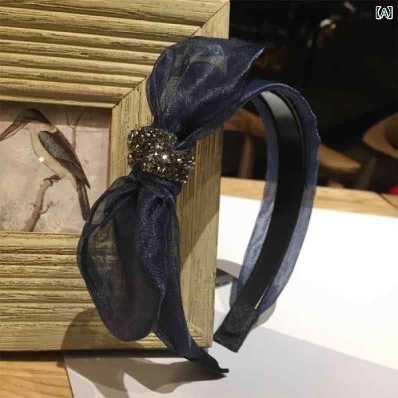 カチューシャ 幅広 レディース ヘアアクセサリー ラインストン キラキラ 大人 おしゃれ 韓国 ファッション レース リボン バンド ピン ワイド エッジ 滑りにくい プレス ブルー ネイビー ブラック