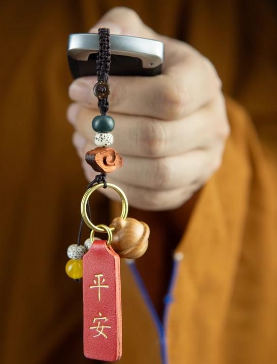 キーホルダー チャーム おしゃれ レトロ レディース メンズ レザー 革 中国風 車 アクセサリー ギフト