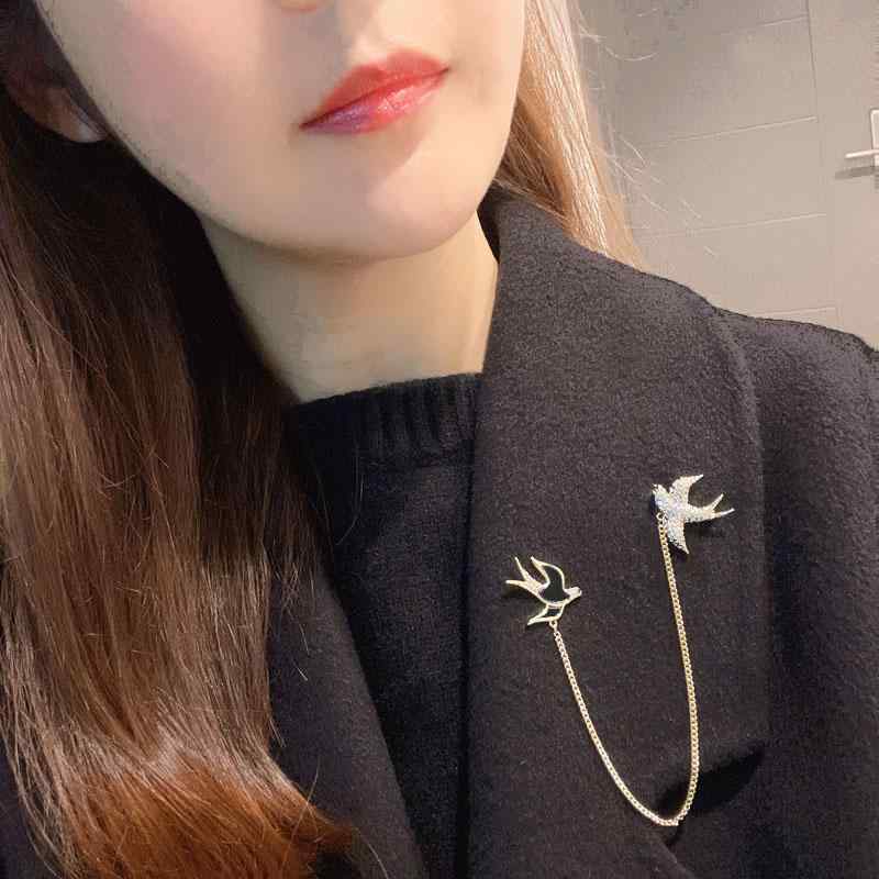 ラベルピン タックピン メンズ レディース チェーン ブローチ スーツ アクセサリー ツバメ 鳥 ファッション 襟 コサージュ ゴールド