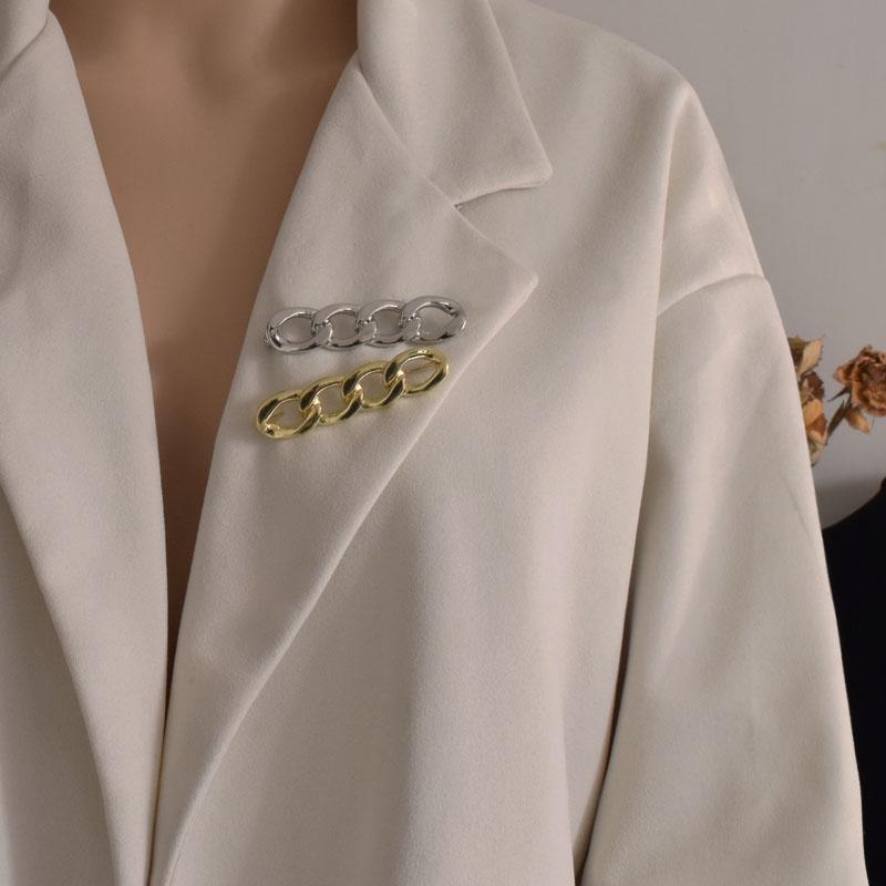 ラベルピン タックピン メンズ レディース チェーン ブローチ スーツ アクセサリー おしゃれ シンプル コート ファッション ゴールド シルバー